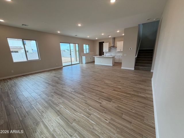 7064 E HAYRIDE Lane, San Tan Valley, AZ 85143