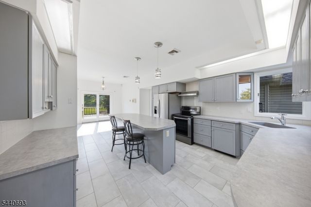 130 Pond School Rd, Wantage Twp., NJ 07461