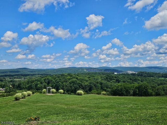 130 Pond School Rd, Wantage Twp., NJ 07461