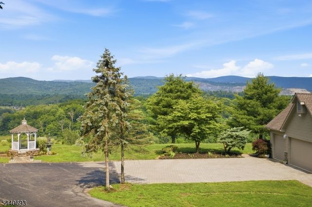 130 Pond School Rd, Wantage Twp., NJ 07461