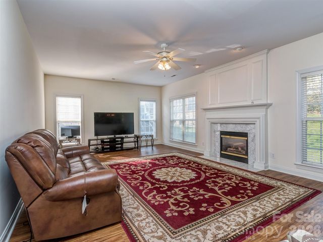 6416 Red Maple Drive, Charlotte, NC 28277