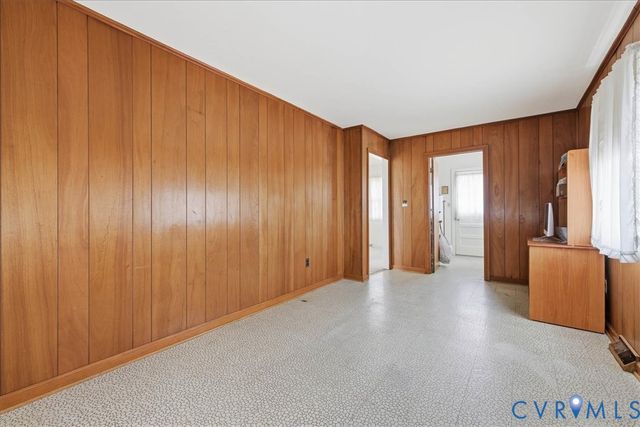 110 Birch Ave, Colonial Heights, VA 23834