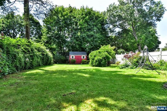 224 Romain Avenue, Pompton Lakes, NJ 07442