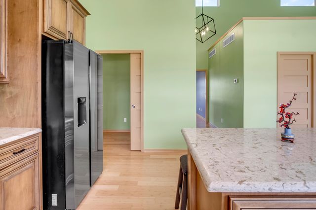 300 Matson St, Newton, KS 67114