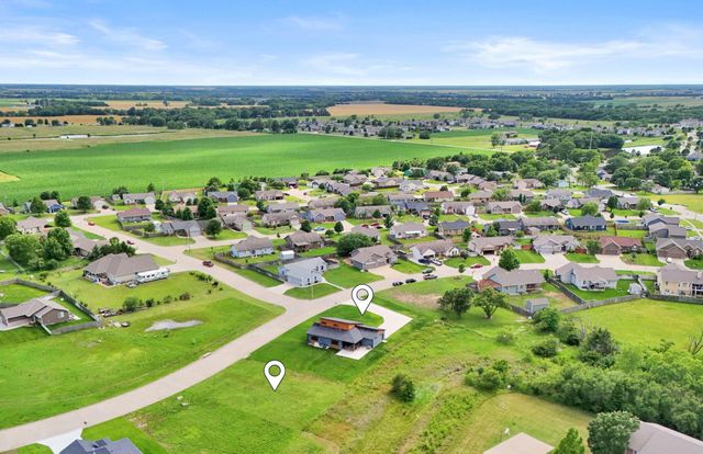 300 Matson St, Newton, KS 67114