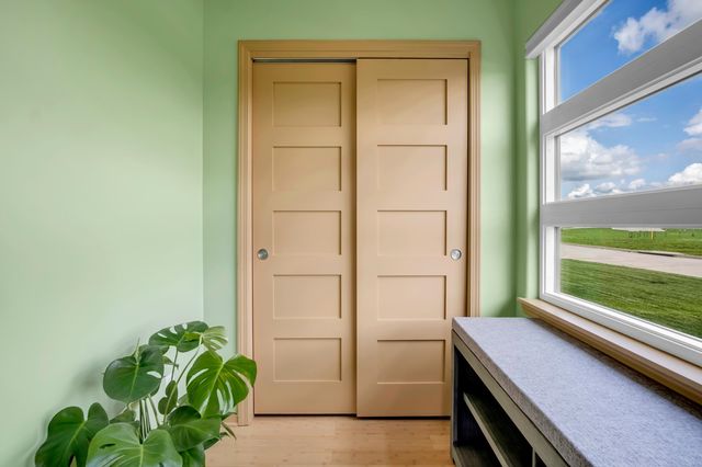 300 Matson St, Newton, KS 67114