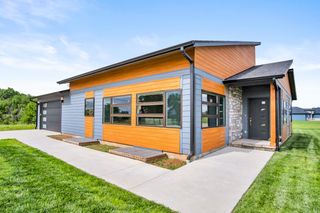 300 Matson St, Newton, KS 67114