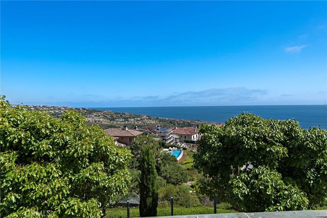 18 Sail Vista, Newport Coast, CA 92657