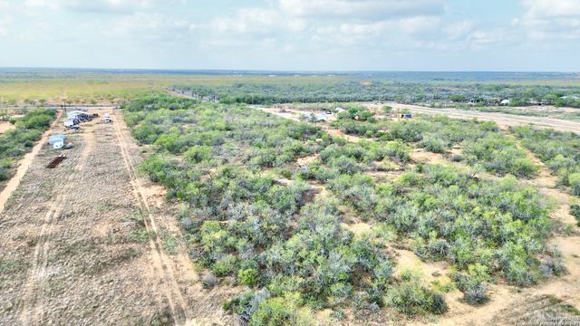 0000 CR 327 Lot 8, Jourdanton, TX 78026
