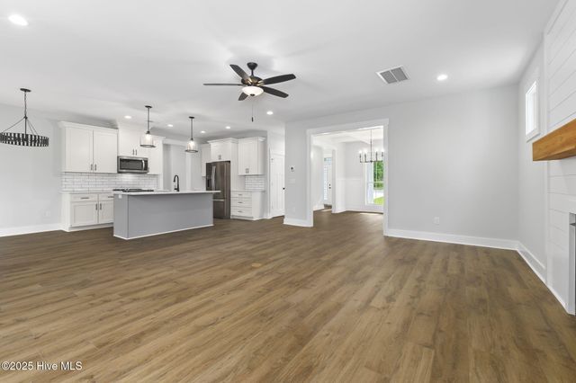 2406 Starling Lane, New Bern, NC 28562