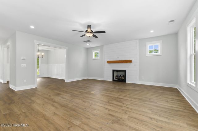 2406 Starling Lane, New Bern, NC 28562