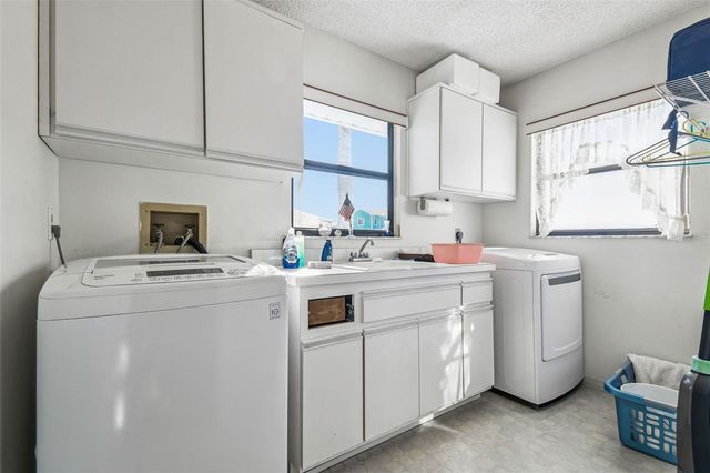 5970 SEASIDE DRIVE, New Port Richey, FL 34652