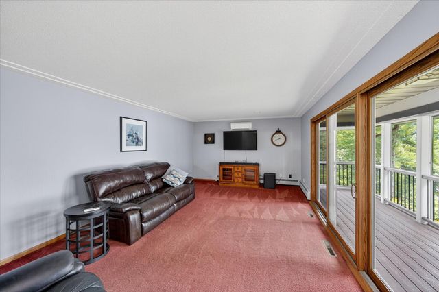 25397 W Comfort Drive, Wyoming, MN 55025
