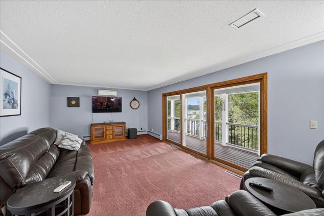 25397 W Comfort Drive, Wyoming, MN 55025