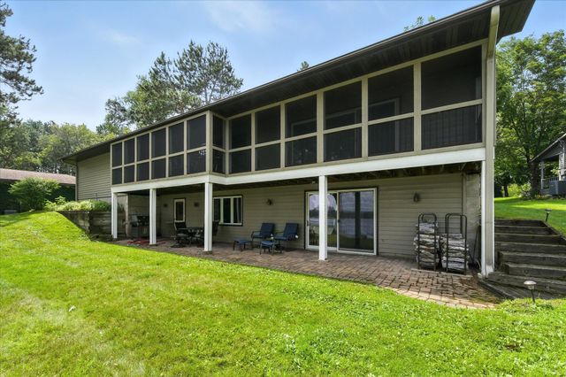 25397 W Comfort Drive, Wyoming, MN 55025