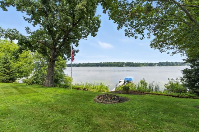 25397 W Comfort Drive, Wyoming, MN 55025