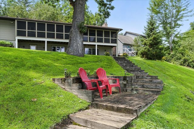25397 W Comfort Drive, Wyoming, MN 55025