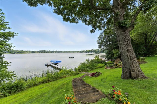 25397 W Comfort Drive, Wyoming, MN 55025