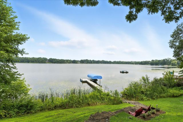 25397 W Comfort Drive, Wyoming, MN 55025