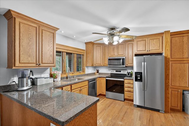25397 W Comfort Drive, Wyoming, MN 55025