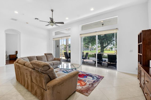 9848 Vedette Lane, Lake Worth, FL 33467