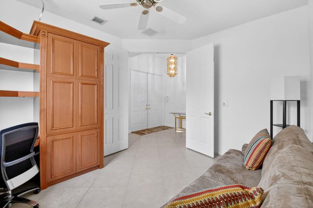9848 Vedette Lane, Lake Worth, FL 33467