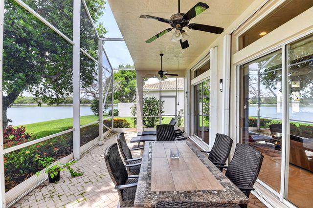 9848 Vedette Lane, Lake Worth, FL 33467