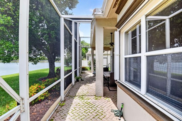 9848 Vedette Lane, Lake Worth, FL 33467