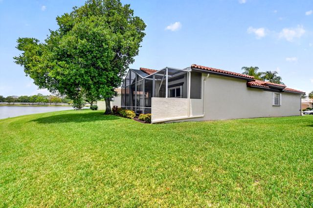 9848 Vedette Lane, Lake Worth, FL 33467