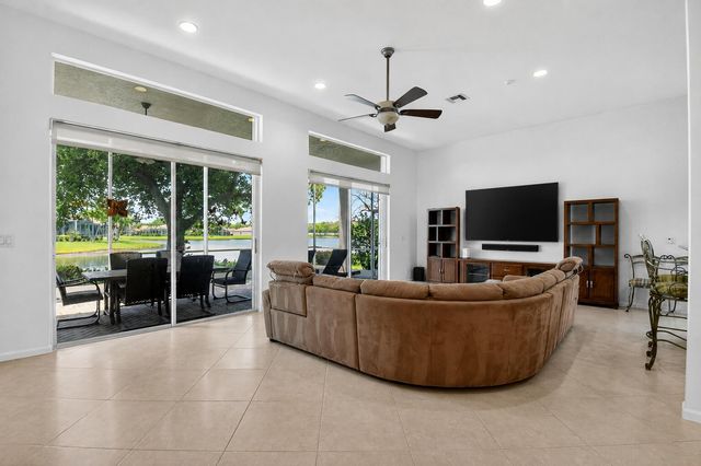 9848 Vedette Lane, Lake Worth, FL 33467