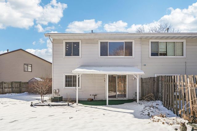 9205 29th Avenue N, New Hope, MN 55427