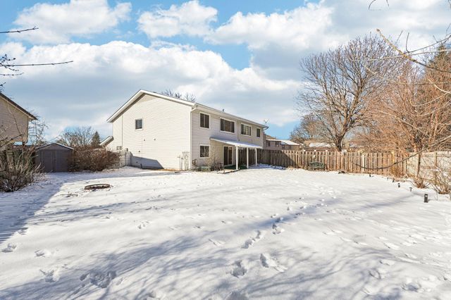 9205 29th Avenue N, New Hope, MN 55427