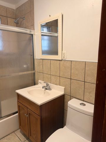 3507 S 53rd Avenue, Cicero, IL 60804