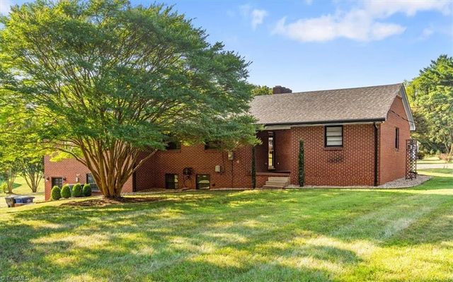 4678 Saints Delight Church Road, Kernersville, NC 27284