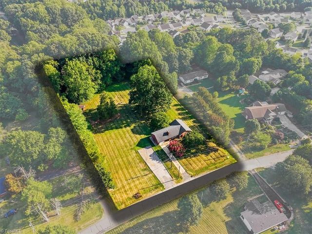 4678 Saints Delight Church Road, Kernersville, NC 27284