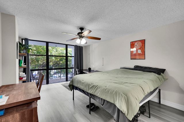 1000 Parkview Drive 306, Hallandale Beach, FL 33009