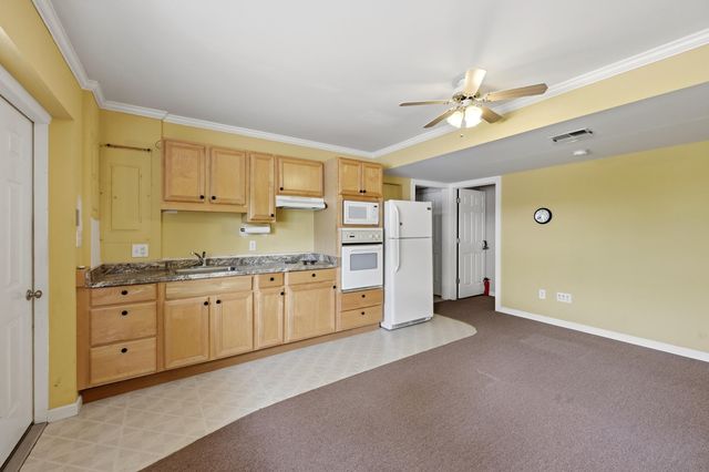 1868 Weisenberger Mill Road, Midway, KY 40347