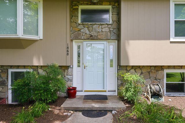 1868 Weisenberger Mill Road, Midway, KY 40347