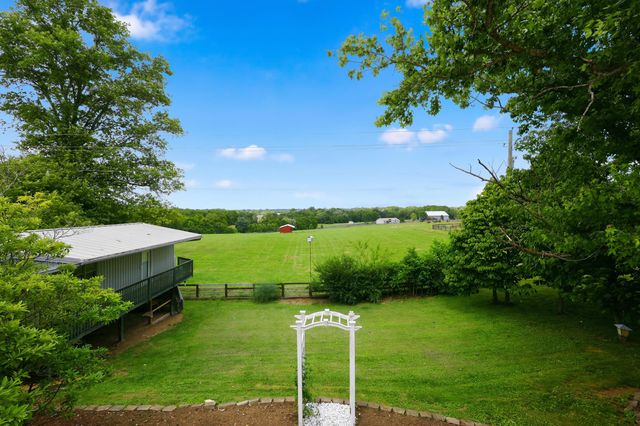 1868 Weisenberger Mill Road, Midway, KY 40347