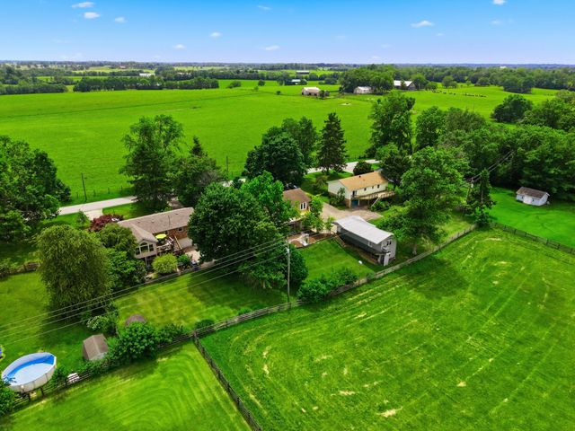 1868 Weisenberger Mill Road, Midway, KY 40347