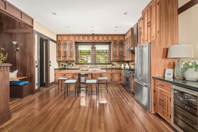 1090 Lamonte Lane, Houston, TX 77018