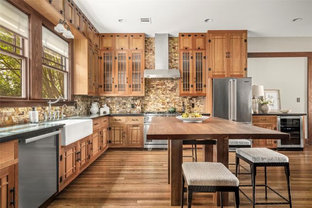 1090 Lamonte Lane, Houston, TX 77018