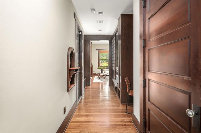 1090 Lamonte Lane, Houston, TX 77018