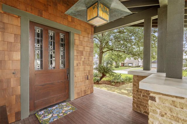1090 Lamonte Lane, Houston, TX 77018