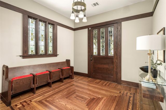 1090 Lamonte Lane, Houston, TX 77018