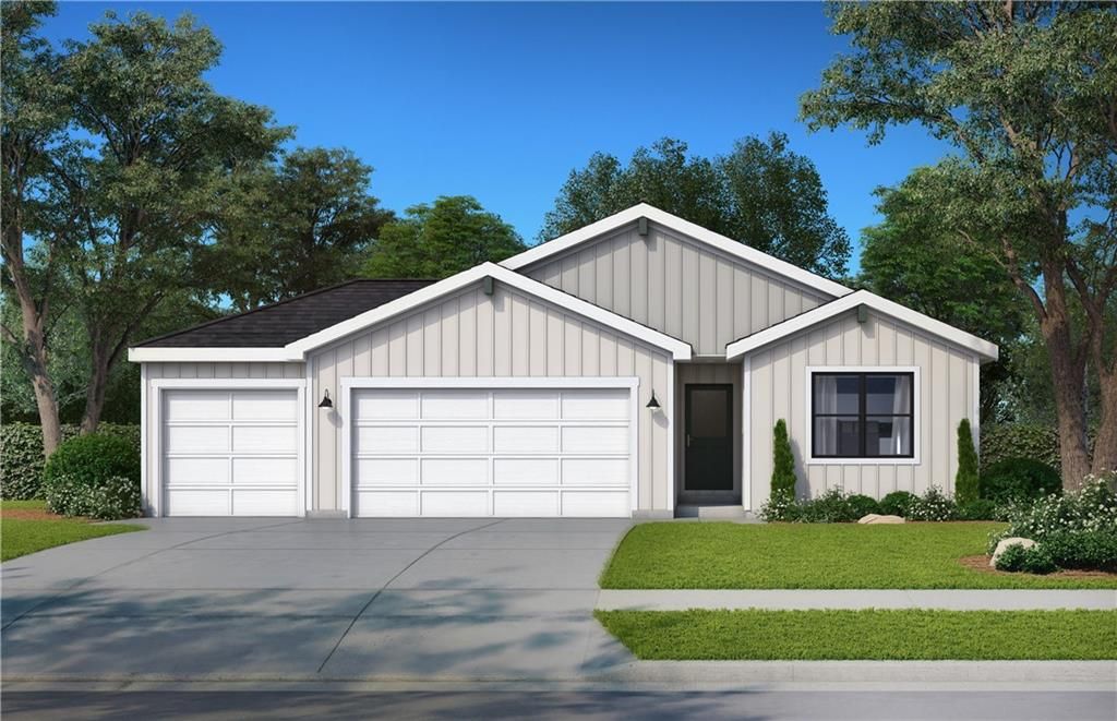 1921 SW Hightown Drive, Lee's Summit, MO 64082