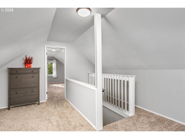 12311 Se RAMONA St, Portland, OR 97236