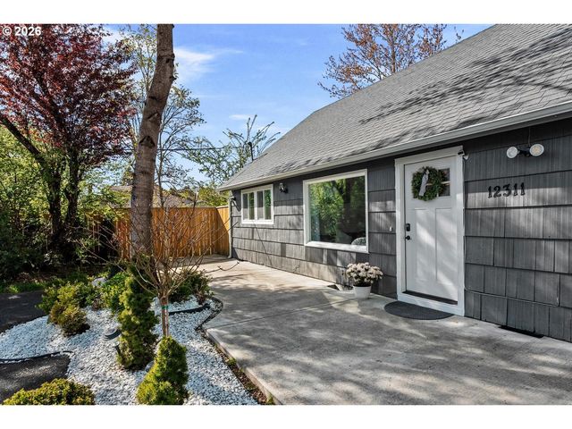 12311 Se RAMONA St, Portland, OR 97236