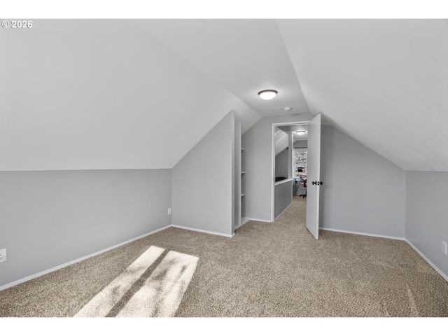 12311 Se RAMONA St, Portland, OR 97236