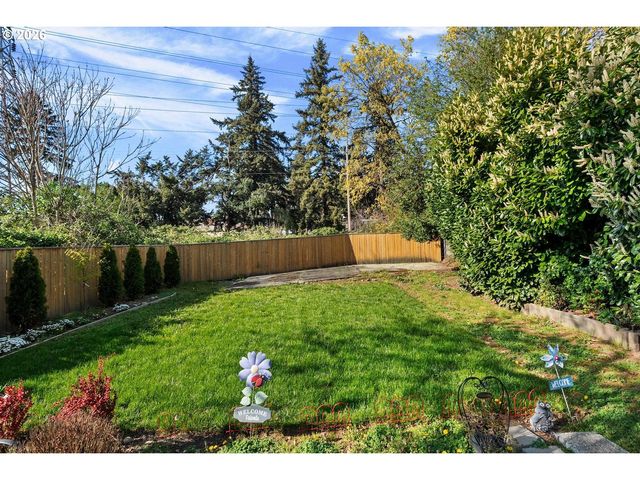 12311 Se RAMONA St, Portland, OR 97236